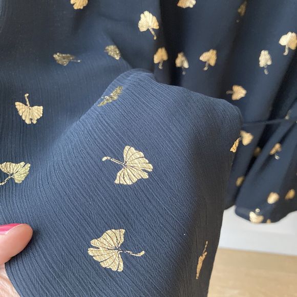 & Other Stories Blouse Womens UK 12 Black Gold Wrap Lined V-Neck Long Sleeve - Picture 5 of 11